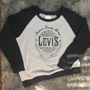 Levi's crewneck pullover